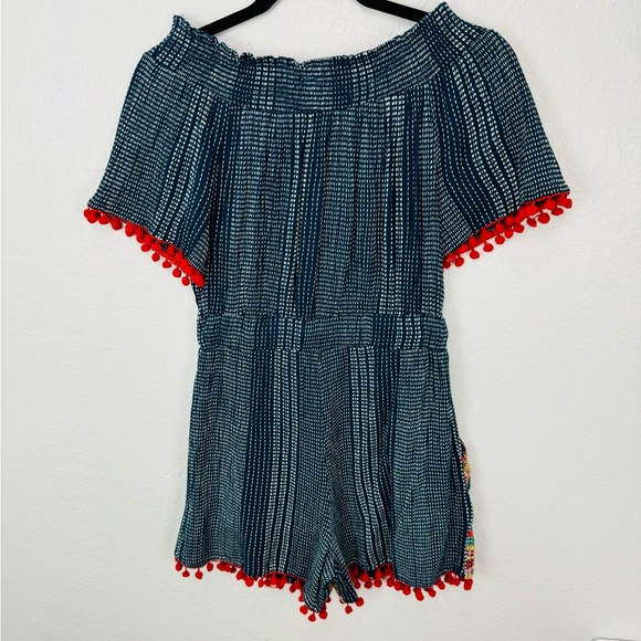 Anthropologie THML Lacey Pommed Off-The-Shoulder Romper Sz XS - Picture 8 of 9